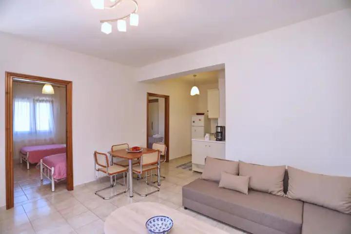 Skopelos Chara'S Lux Apartment מראה חיצוני תמונה