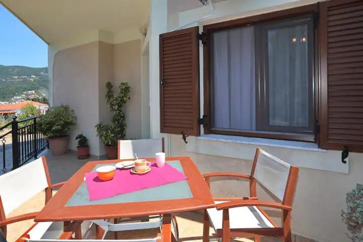 Skopelos Chara'S Lux Apartment מראה חיצוני תמונה